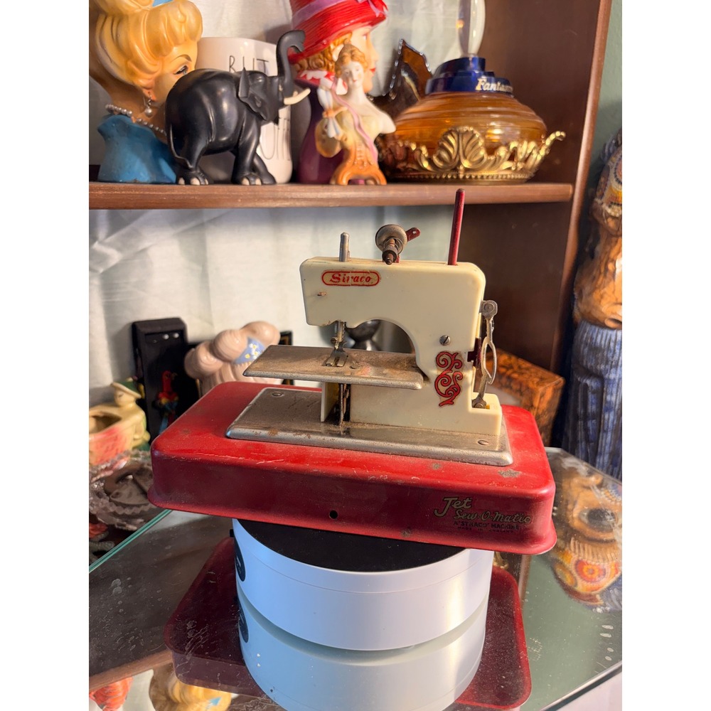 Vintage Straco Jet Sew-O-Matic Toy Sewing Machine Red Metal Made in England 1950